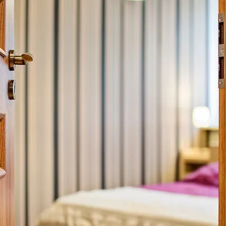 E-apartamenty Koscielna 33 * Poznan