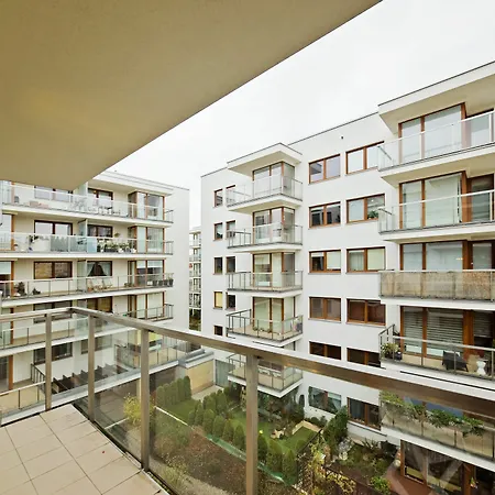 E-apartamenty Koscielna 33 Apartment *